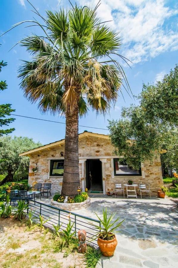 Вилла Kastro Stone House Скала-Потамиас Экстерьер фото