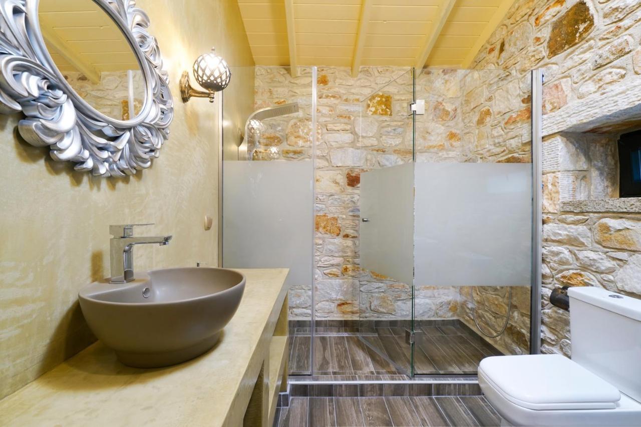 Вилла Kastro Stone House Скала-Потамиас Экстерьер фото
